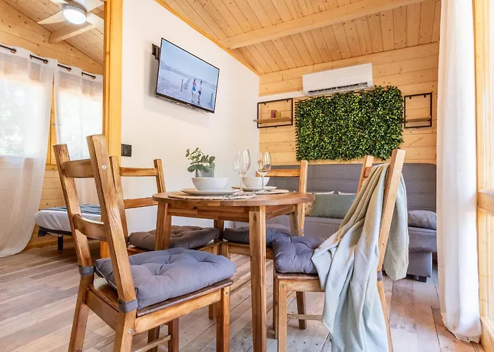 Forest & Oslo L' Escala